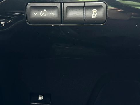 Used 2016 Toyota Prius Four w/ Protection Package FWD image 39