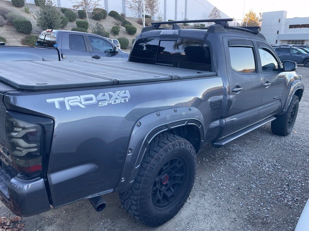 Used 2020 Toyota Tacoma TRD Sport w/ Technology Package AWD/4WD image 7