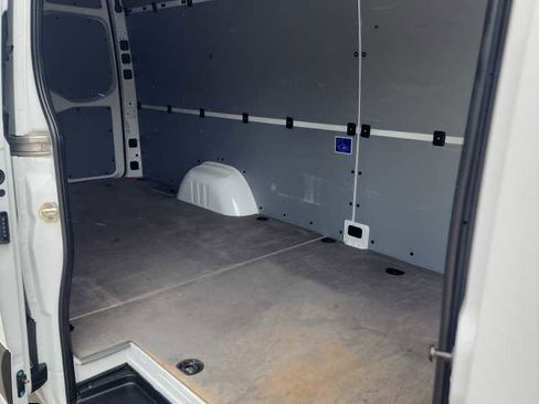 Used 2021 Mercedes-Benz Sprinter 2500 image 14