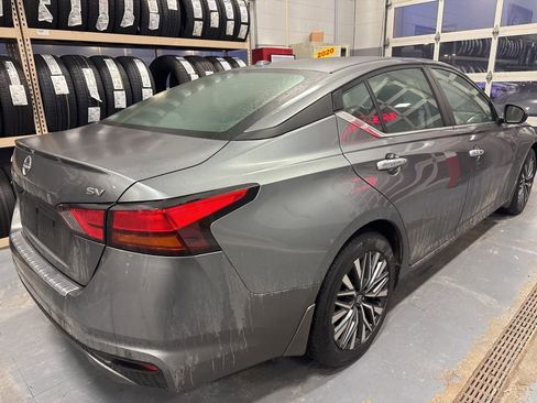 Certified 2023 Nissan Altima 2.5 SV w/ SV Premium Package image 6