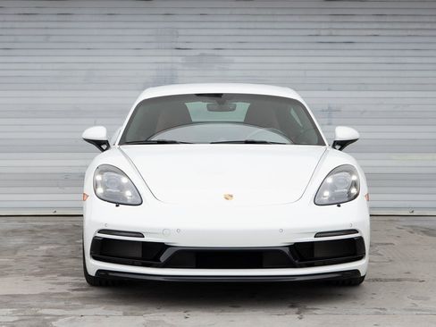 Certified 2025 Porsche 718 Cayman GT4 image 11