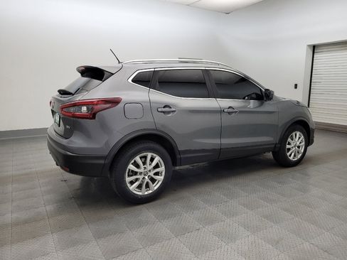 Used 2020 Nissan Rogue Sport SV image 10