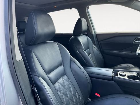 Used 2023 Nissan Rogue Platinum w/ Platinum Premium Package AWD/4WD image 15