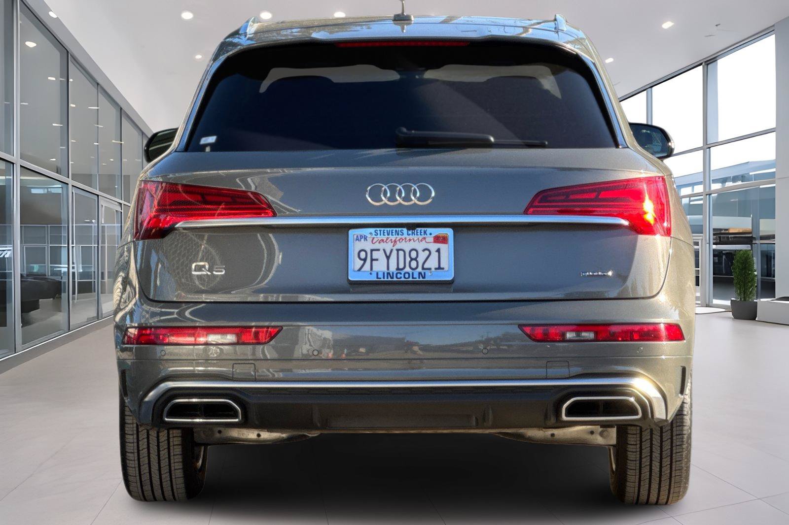 Used 2023 Audi Q5 2.0T Premium w/ Convenience Package AWD/4WD image 5