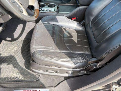 Used 2014 GMC Acadia Denali image 25