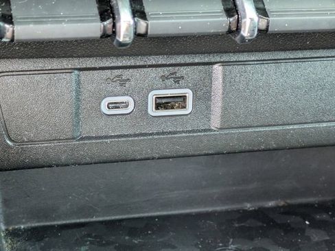 Used 2024 Chevrolet Colorado LT w/ LT Convenience Package II RWD image 24