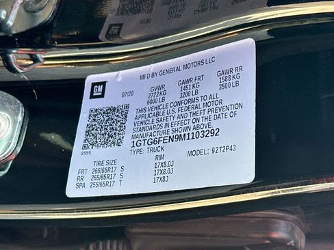 Used 2021 GMC Canyon AT4 w/ Driver Alert Package image 32