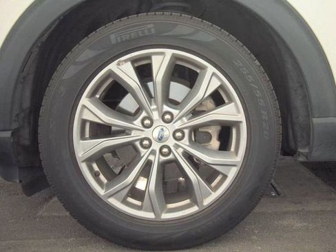 Used 2022 Ford Explorer Limited w/ Equipment Group 301A image 13