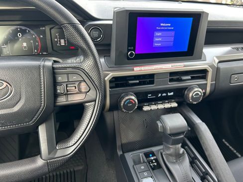 New 2026 Toyota Tacoma SR5 AWD/4WD image 18