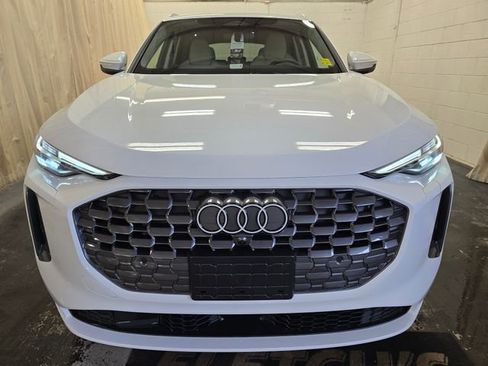 New 2025 Audi Q5 Prestige image 2