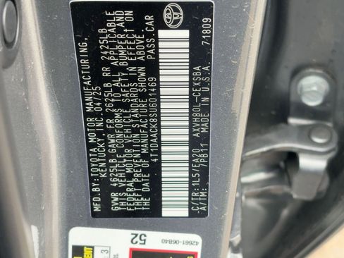 Used 2025 Toyota Camry SE image 5