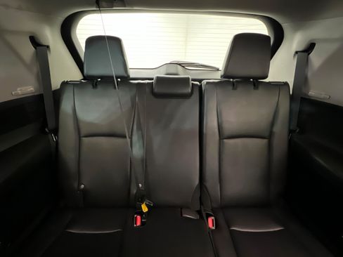 Certified 2025 Toyota Grand Highlander AWD image 23