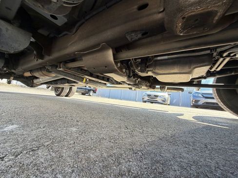 Used 2021 Chevrolet Silverado 3500 High Country image 34