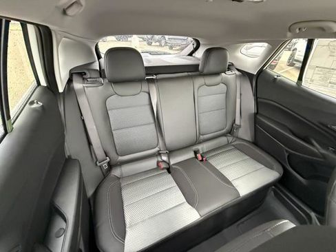 New 2026 Chevrolet Trax LT image 27
