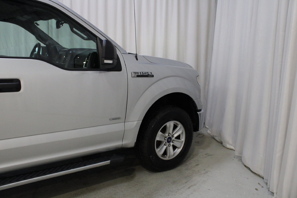 Used 2015 Ford F150 XLT w/ Equipment Group 301A Mid AWD/4WD image 26