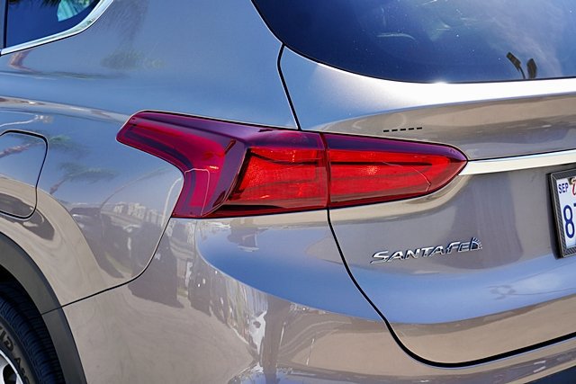 Used 2020 Hyundai Santa Fe SE FWD image 8