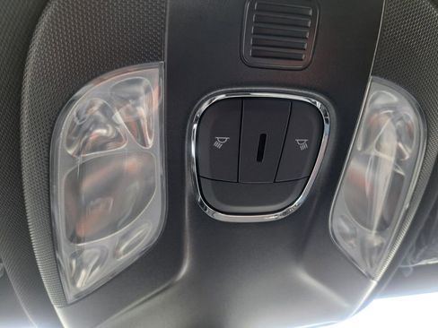 New 2026 Jeep Compass Latitude image 17