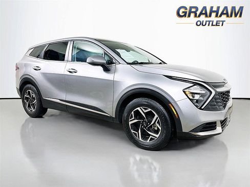 Used 2023 Kia Sportage LX image 1
