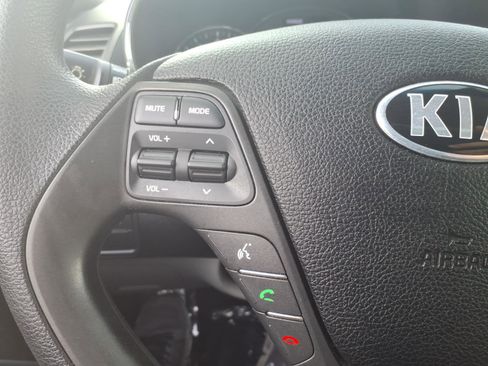 Used 2016 Kia Forte LX w/ LX Popular Plus Package image 19