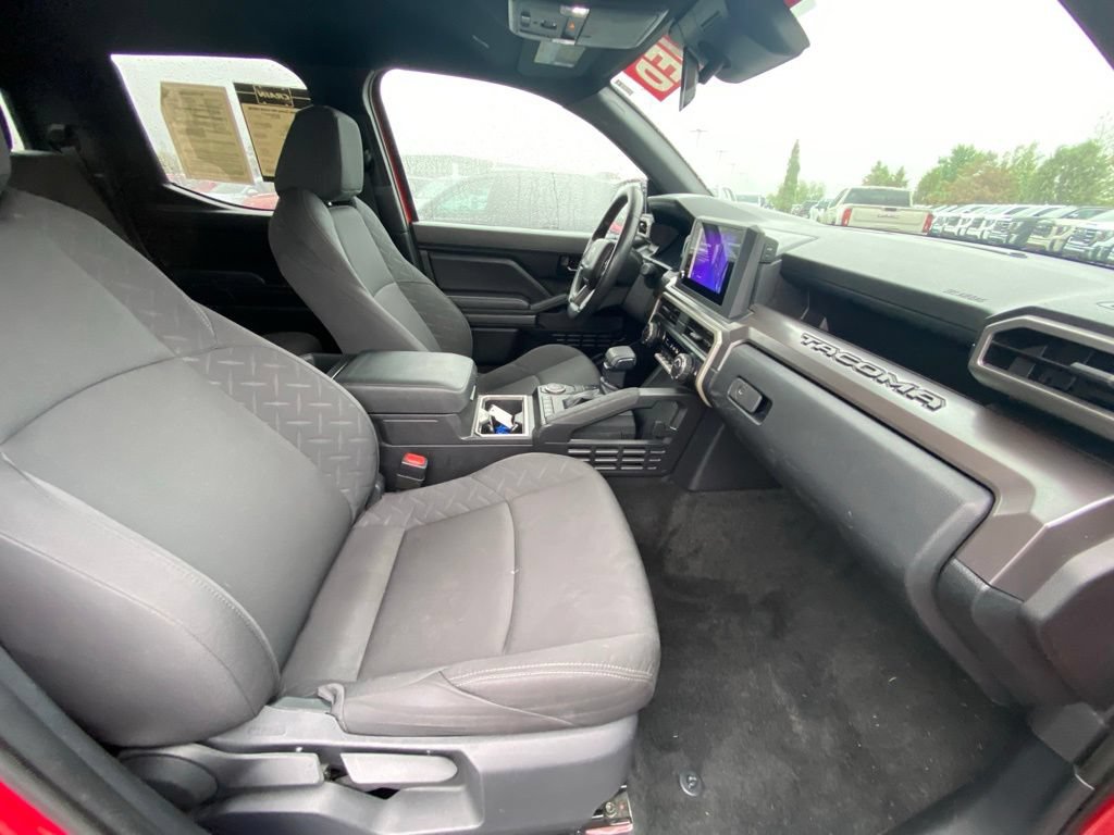 Used 2025 Toyota Tacoma SR5 RWD image 29