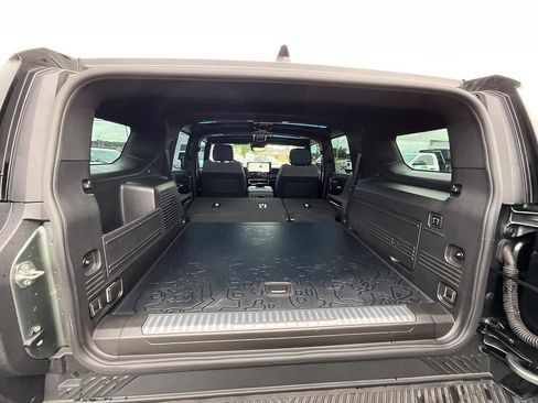Used 2024 GMC Hummer EV 3X AWD/4WD image 8