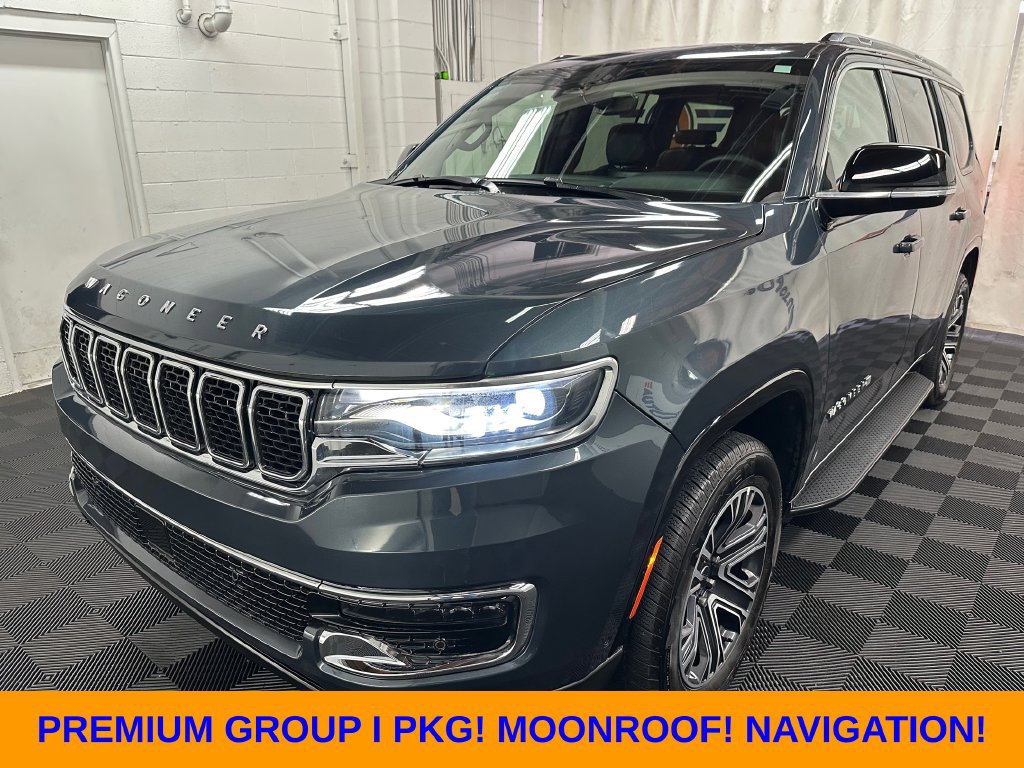Used 2025 Jeep Wagoneer 4WD w/ Premium Group I image 1