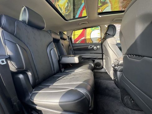 Used 2022 Genesis GV80 3.5T w/ Advanced Package 06 image 43