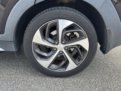 Used 2017 Hyundai Tucson Sport image 6