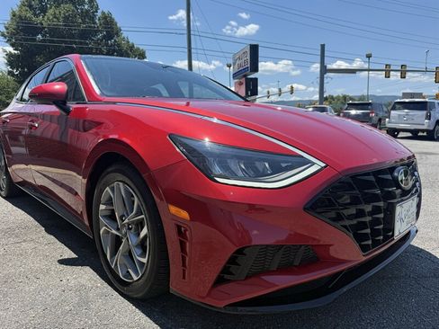 Used 2020 Hyundai Sonata SEL w/ Convenience + Sunroof Package FWD image 5