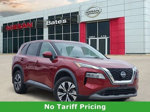 Used 2023 Nissan Rogue SV FWD image 1