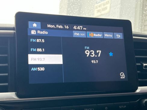 Certified 2022 Hyundai Venue SE image 19