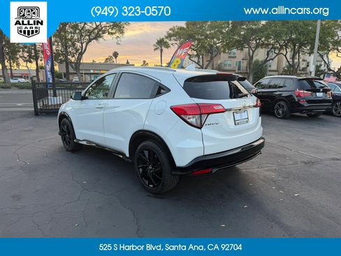 Used 2021 Honda HR-V Sport image 6