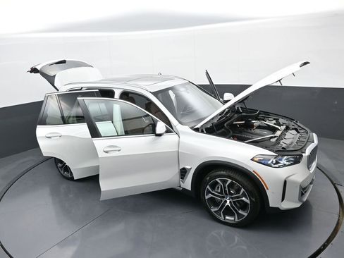 New 2026 BMW X5 xDrive50e AWD/4WD image 38