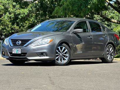 Used 2017 Nissan Altima 2.5 SV