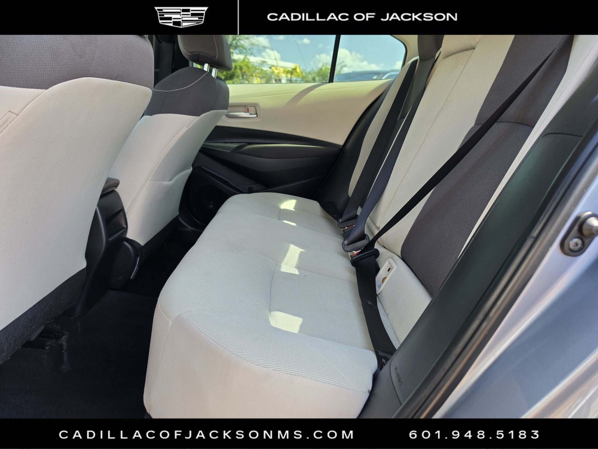 Used 2021 Toyota Corolla LE FWD image 14