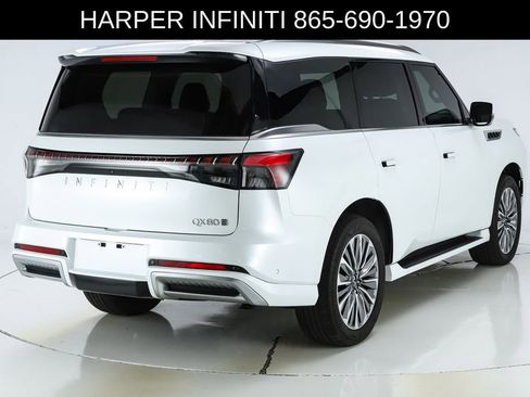 Used 2025 INFINITI QX80 Sensory AWD/4WD image 10