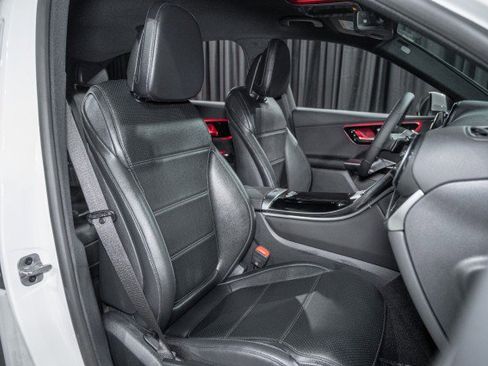 Certified 2025 Mercedes-Benz GLC 300 image 14