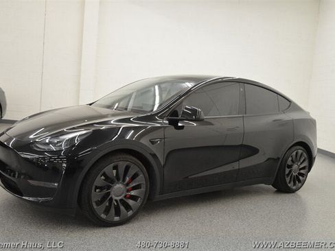 Used 2022 Tesla Model Y Performance AWD/4WD image 5