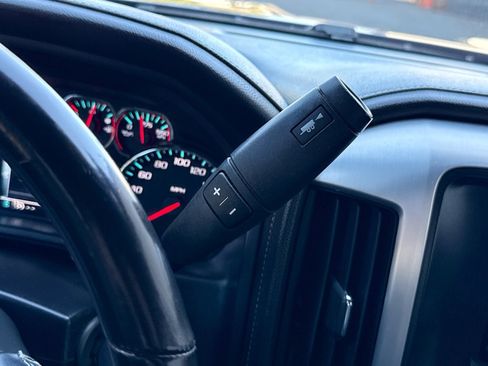 Used 2017 GMC Sierra 1500 SLE image 16