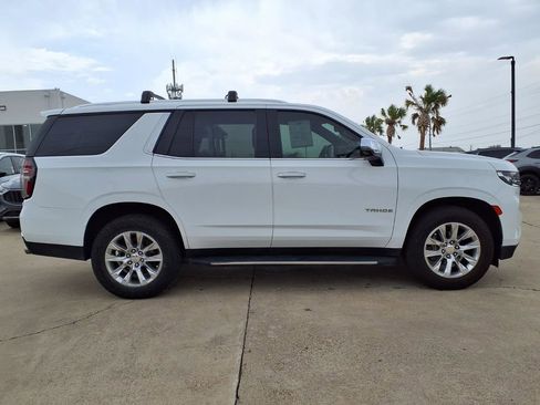 Used 2022 Chevrolet Tahoe Premier w/ Premium Package AWD/4WD image 9