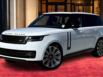 New 2025 Land Rover Range Rover SE