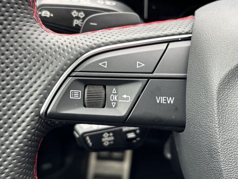 Used 2025 Audi Q3 2.0T Premium Plus w/ Premium Plus Package image 18