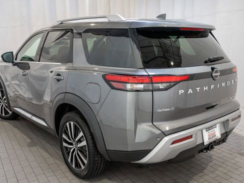 Certified 2023 Nissan Pathfinder Platinum image 4