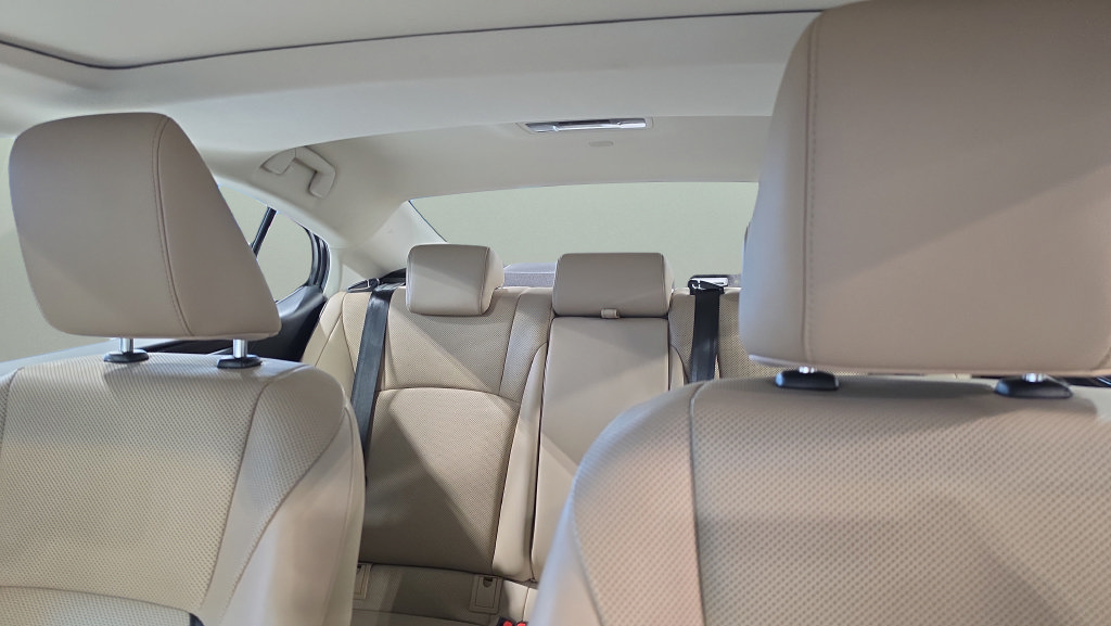 Used 2019 Lexus ES 350 w/ Premium Package FWD image 17