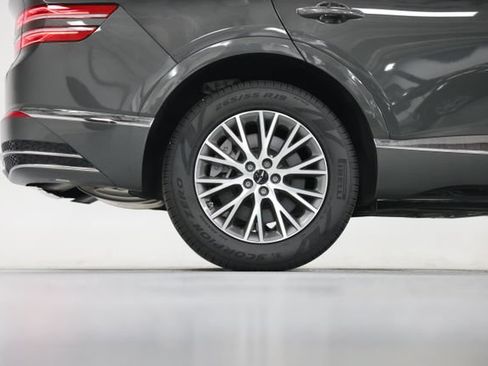 Used 2025 Genesis GV80 2.5T Standard AWD/4WD image 17