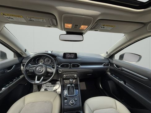 Used 2017 MAZDA CX-5 Touring w/ Preferred Equipment Package image 3