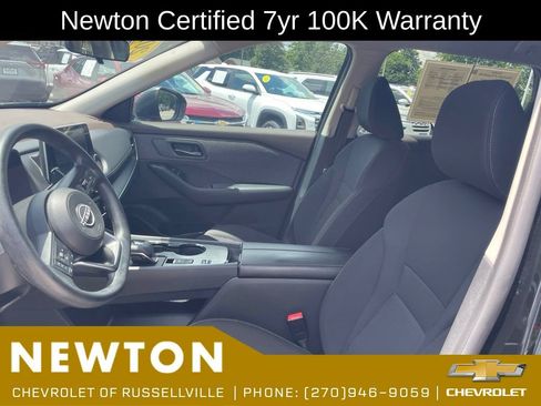 Used 2023 Nissan Rogue S FWD image 4