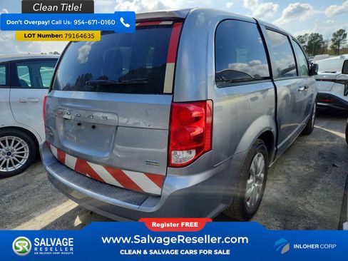 Used 2019 Dodge Grand Caravan SE image 4