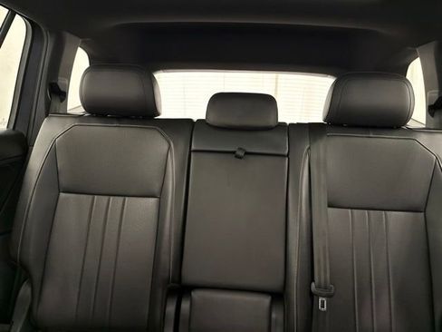 Used 2024 Volkswagen Tiguan SE R-Line FWD image 32