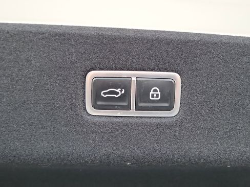 Certified 2023 Hyundai Ioniq 6 SEL image 18